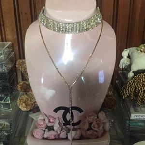 Rhinestone chocker necklace